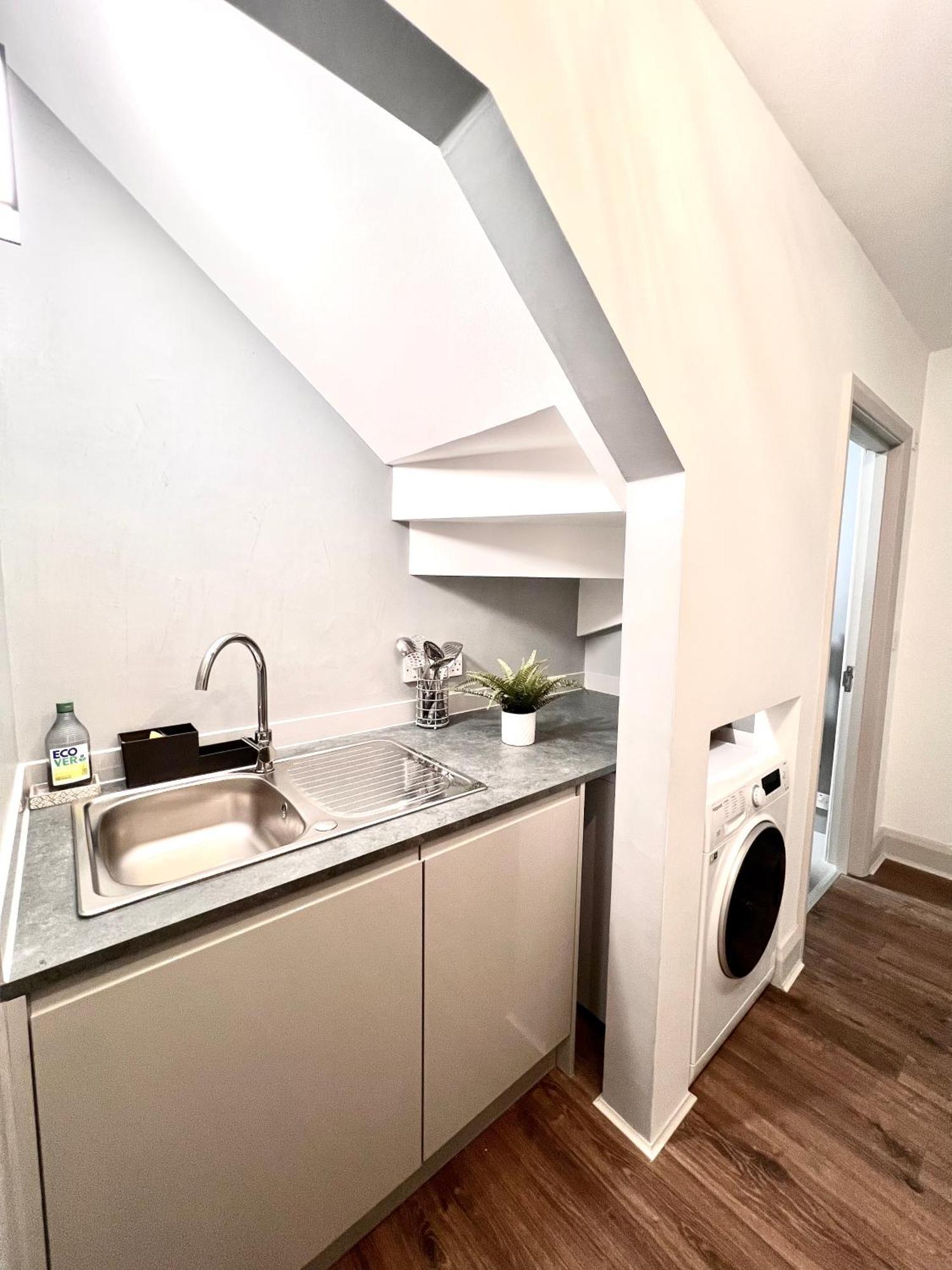 Fully Refurbed 2025 Central London 1 Minute To Old Street Station Exterior photo