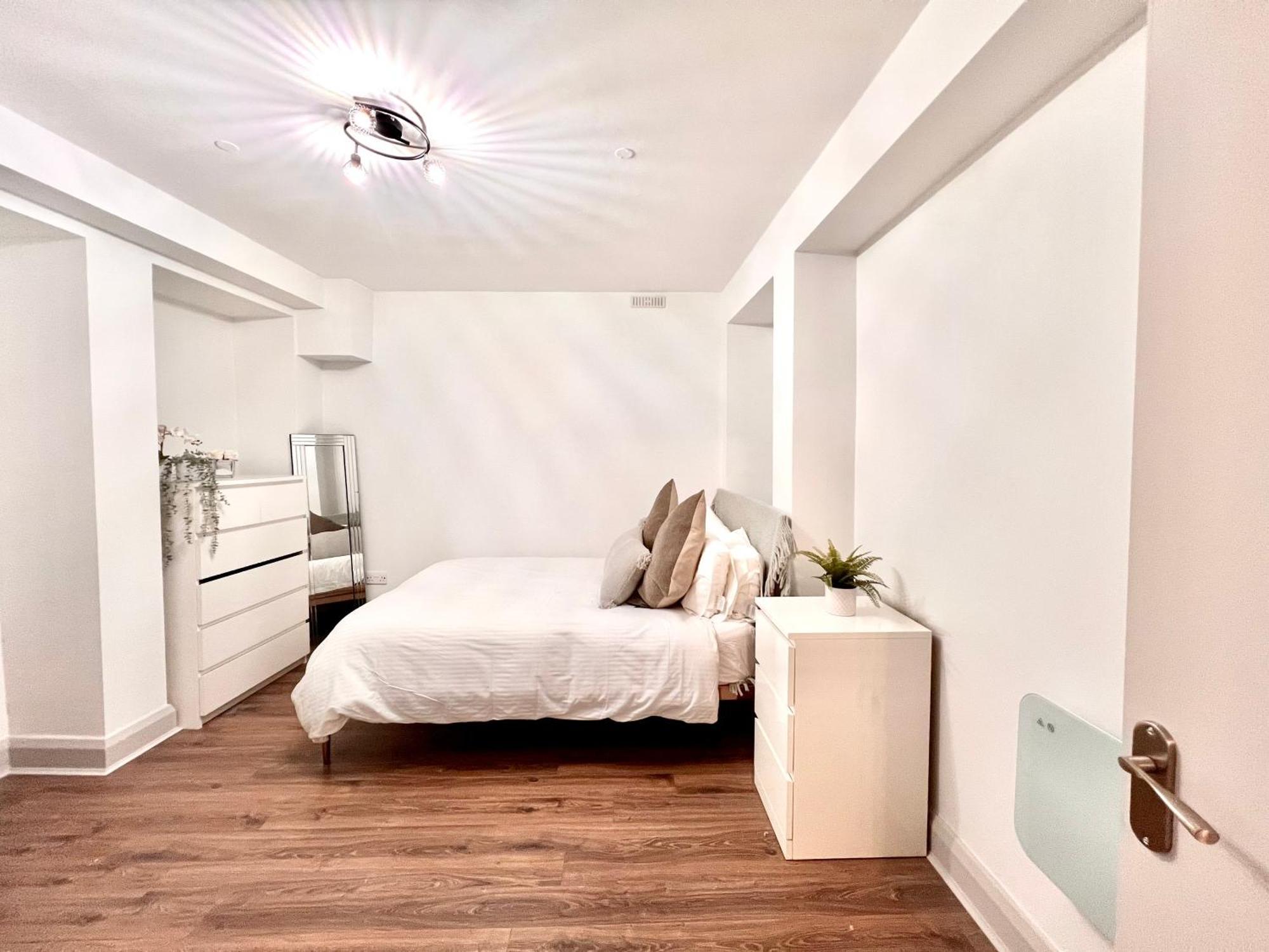Fully Refurbed 2025 Central London 1 Minute To Old Street Station Exterior photo